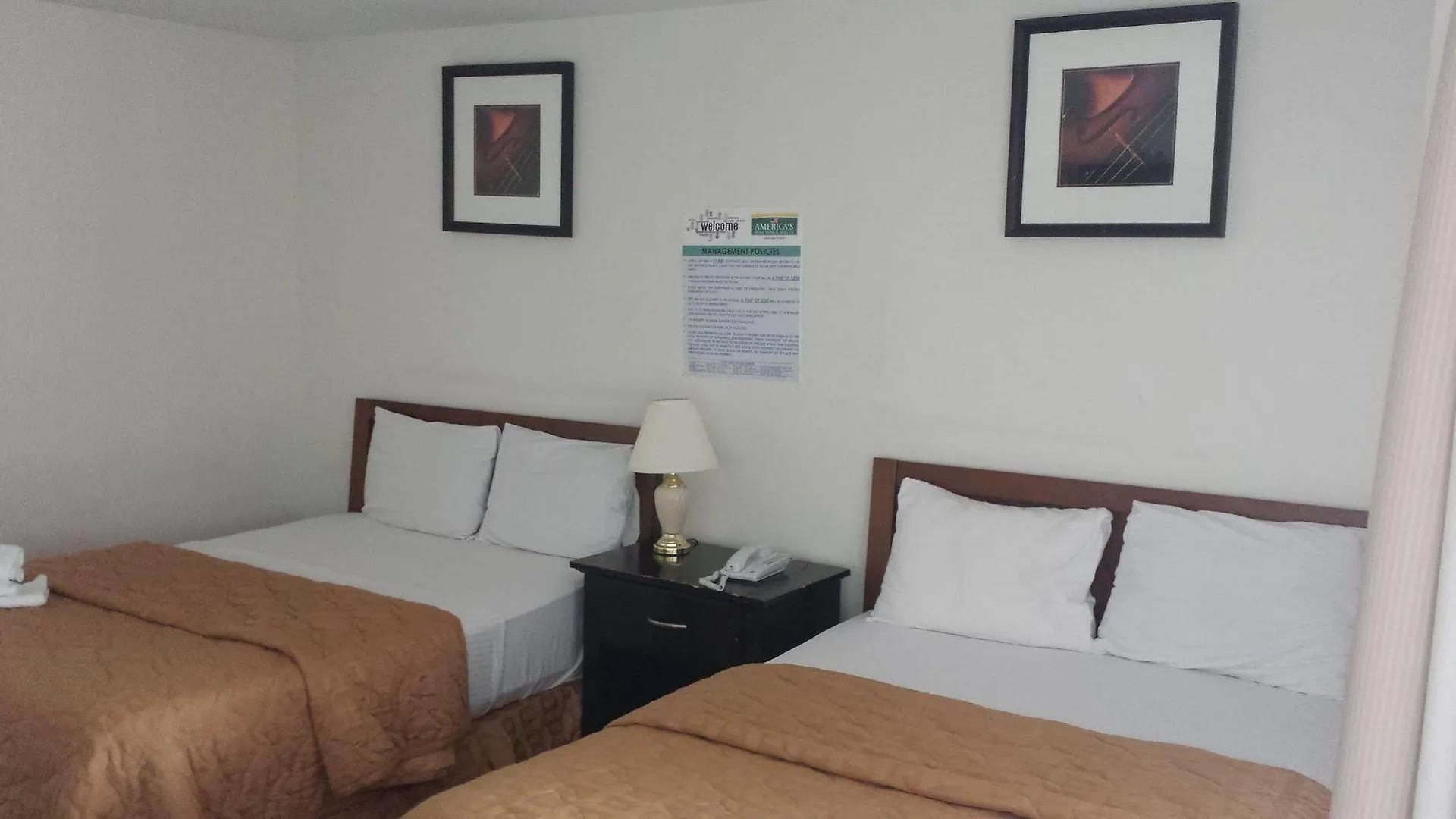 The America's Hospitality Inn 2*, Niagara Falls